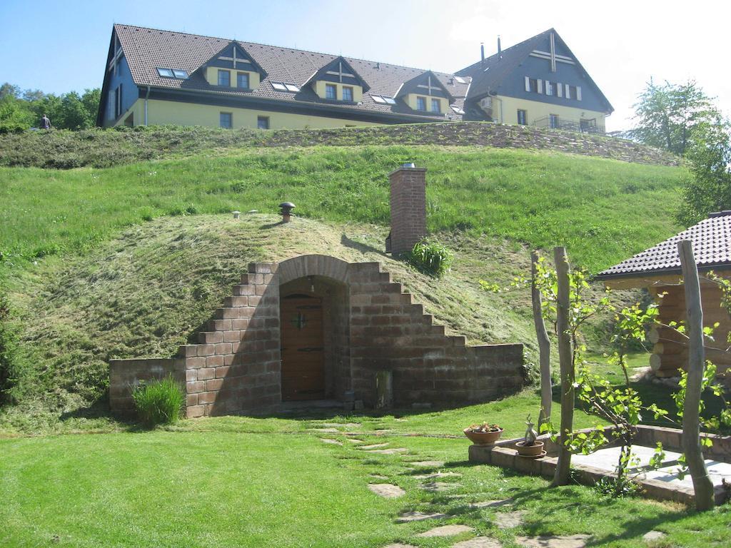 Penzion Malovany Osvetimany Exterior foto